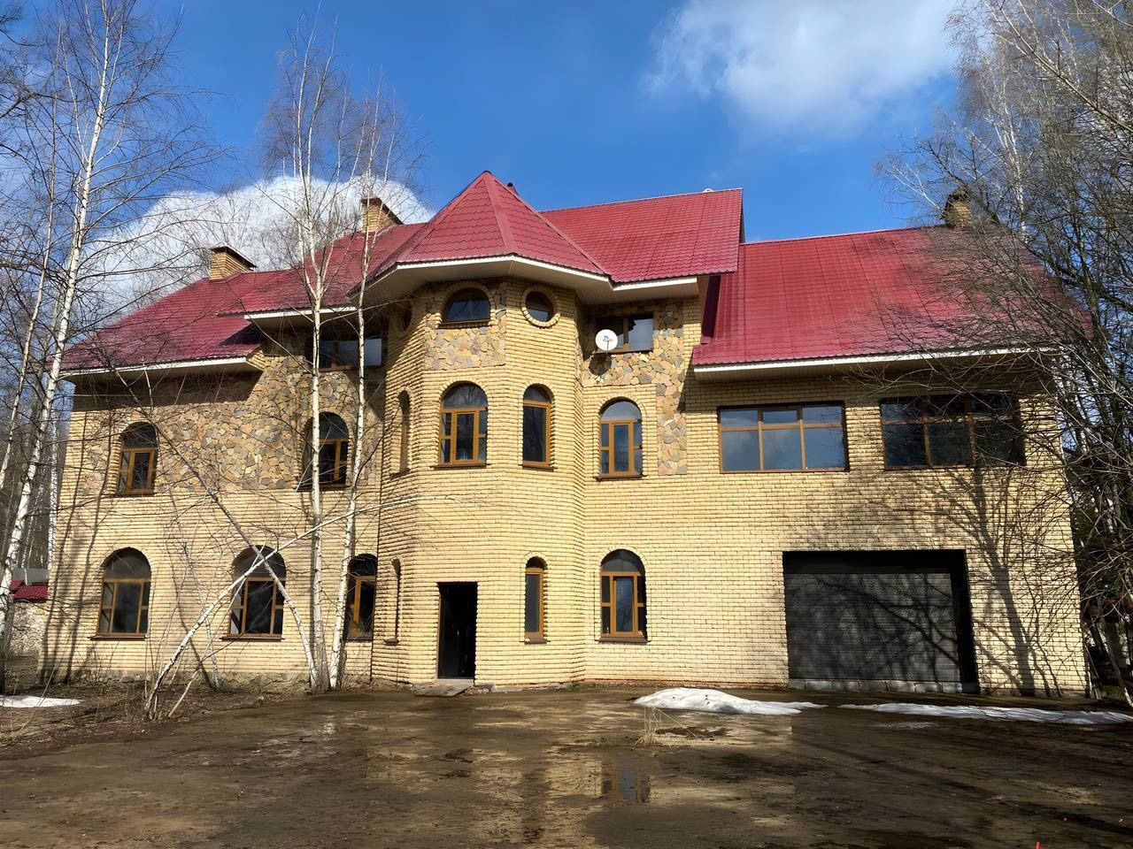 Дом, 917 м², Химки