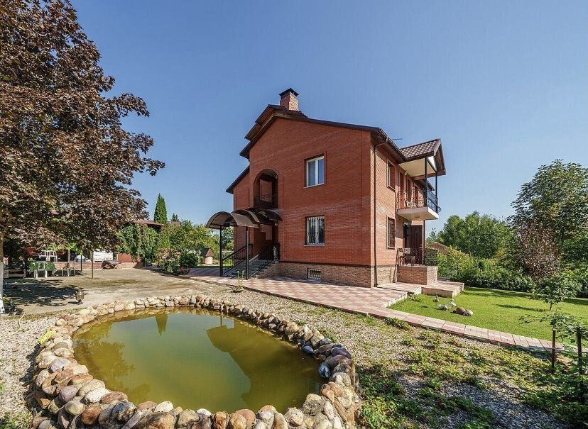 Дом, 330 м², Дмитров