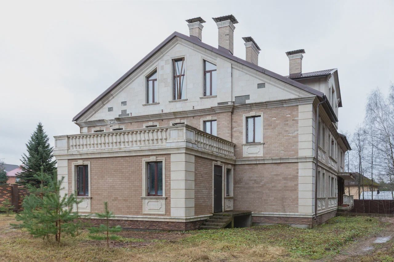 Дом, 850 м², Химки