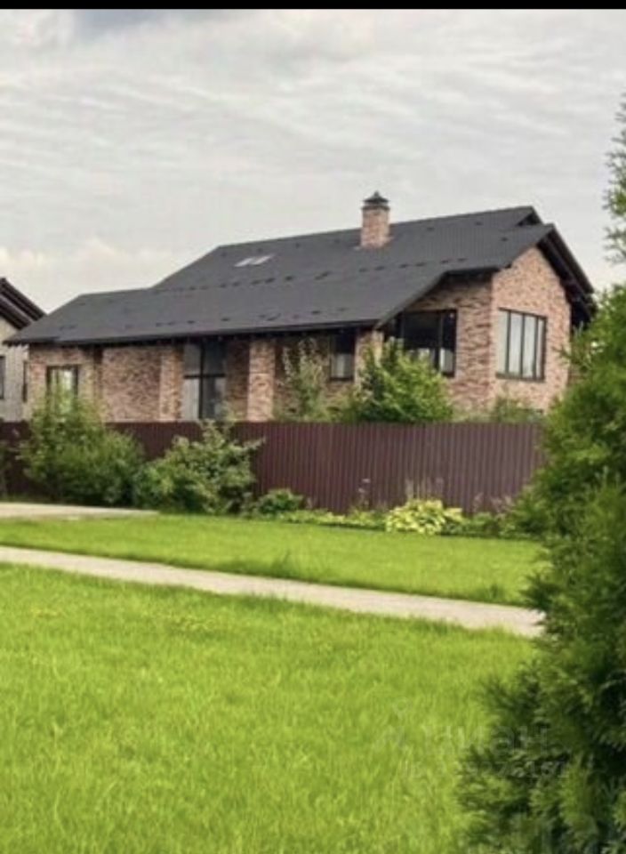 Дом, 350 м², Мытищи