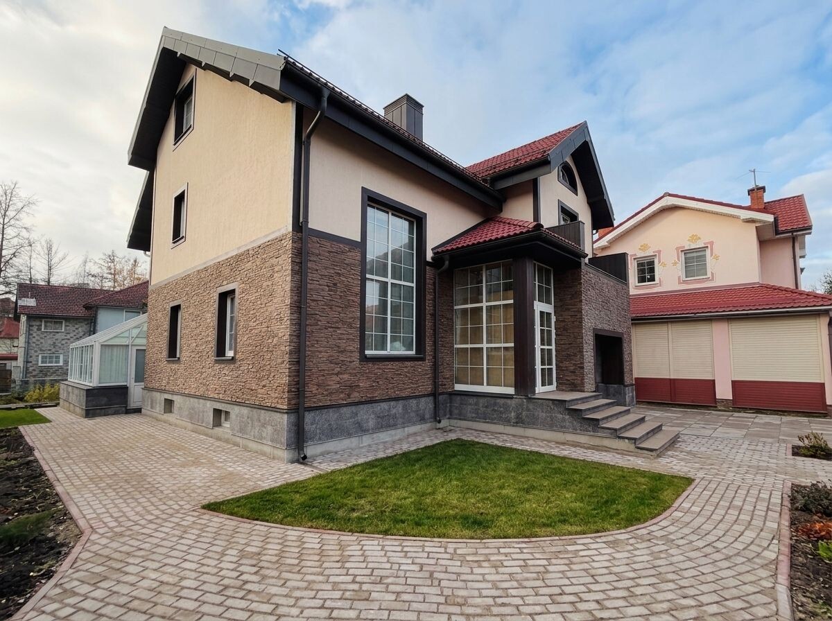 Кирпичный дом в Москве